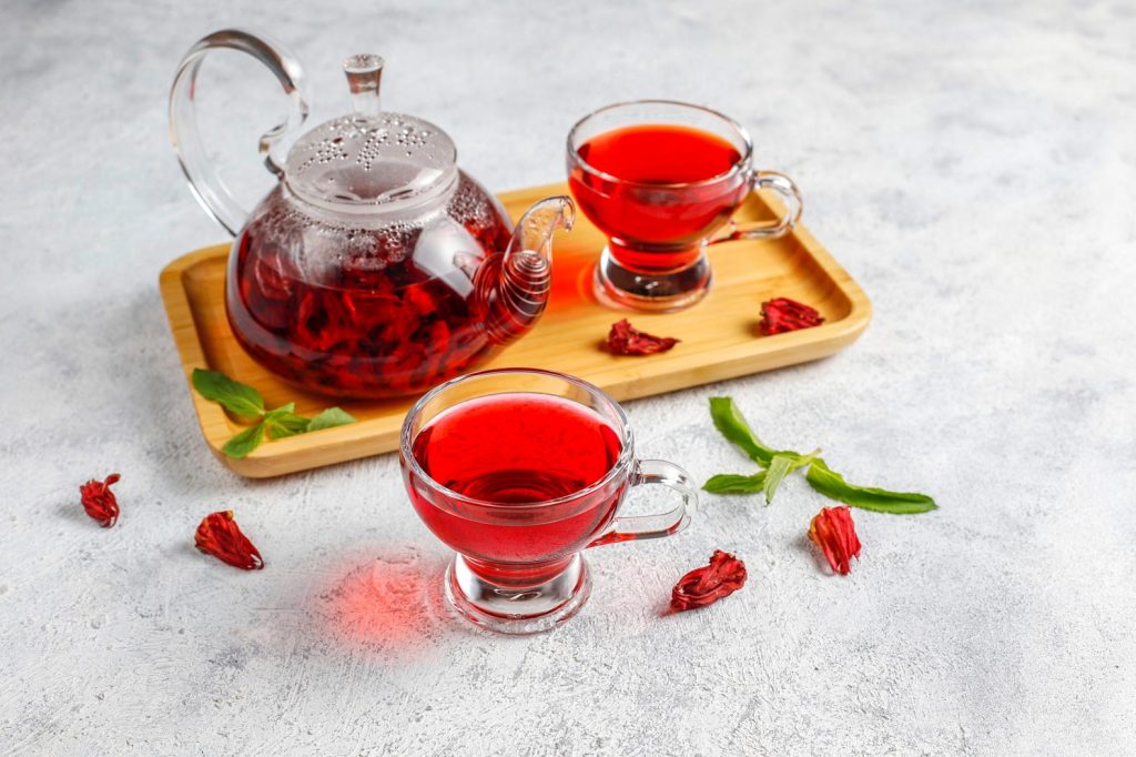 کاهش فشار خون با دمنوش چای ترش مجتهدی